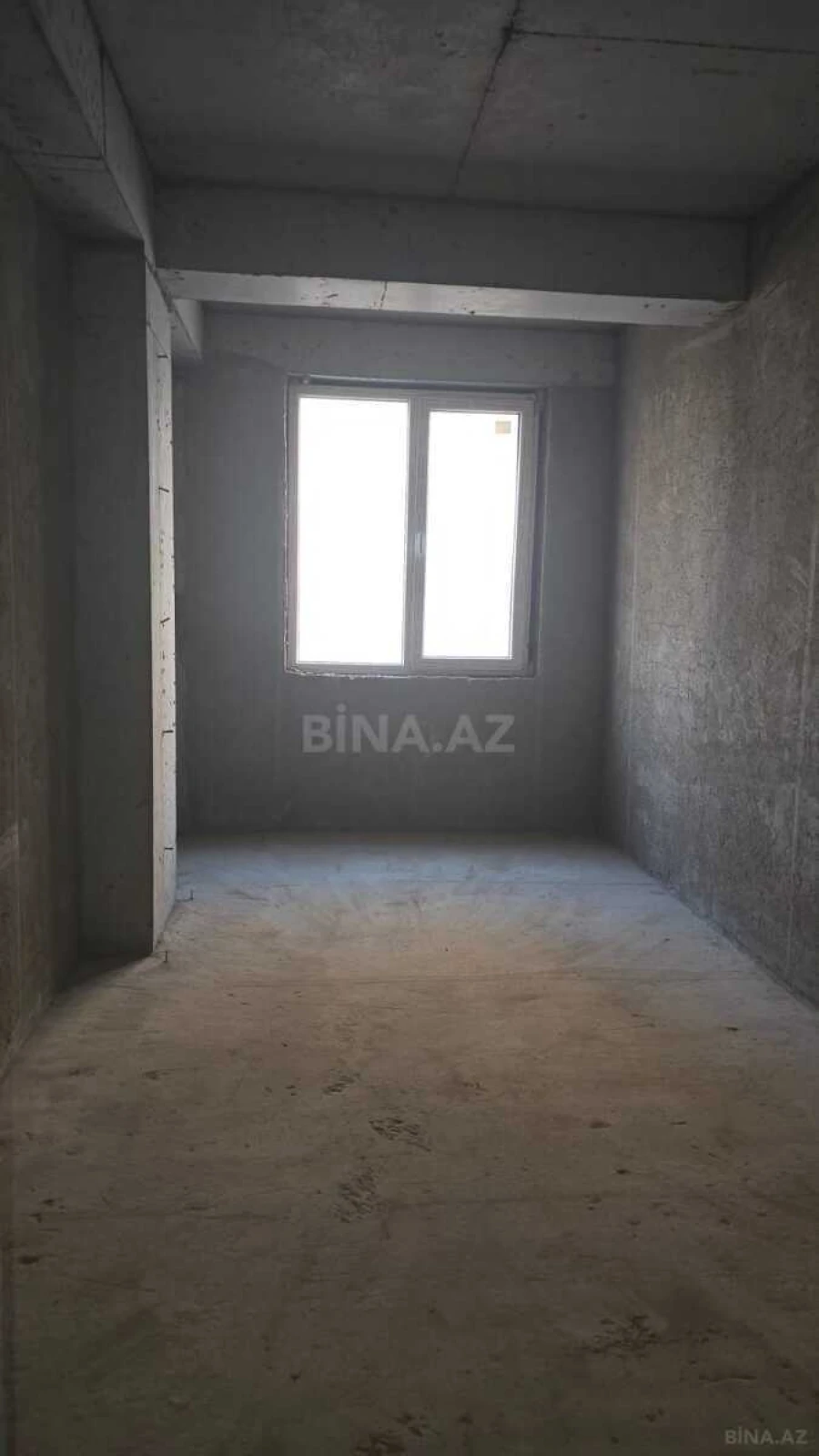 Satılır 4 otaqlı mənzil 165 m²