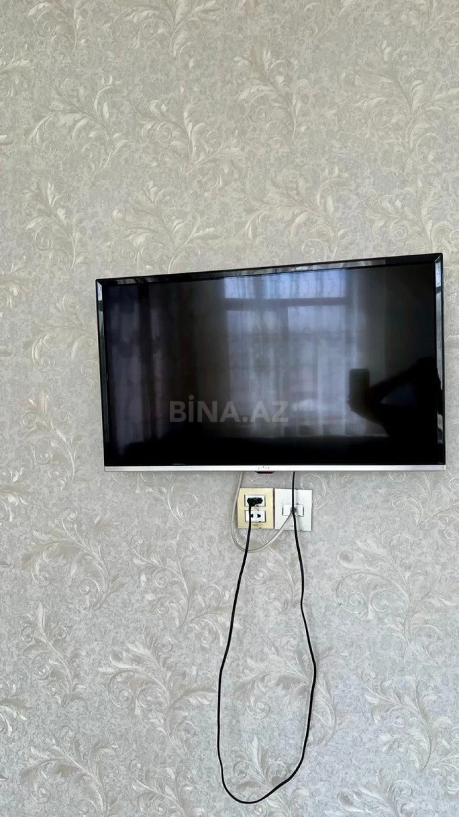 Kirayə verilir 2 otaqlı mənzil 81 m²