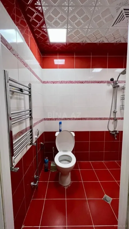 Kirayə verilir 2 otaqlı mənzil 81 m²