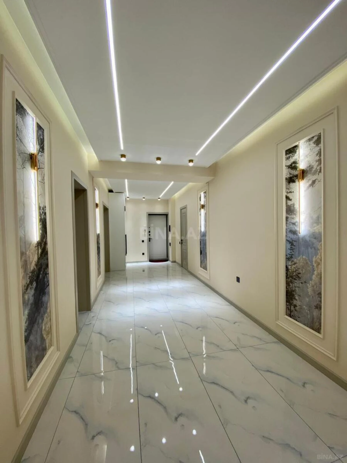 Satılır 4 otaqlı mənzil 150 m²