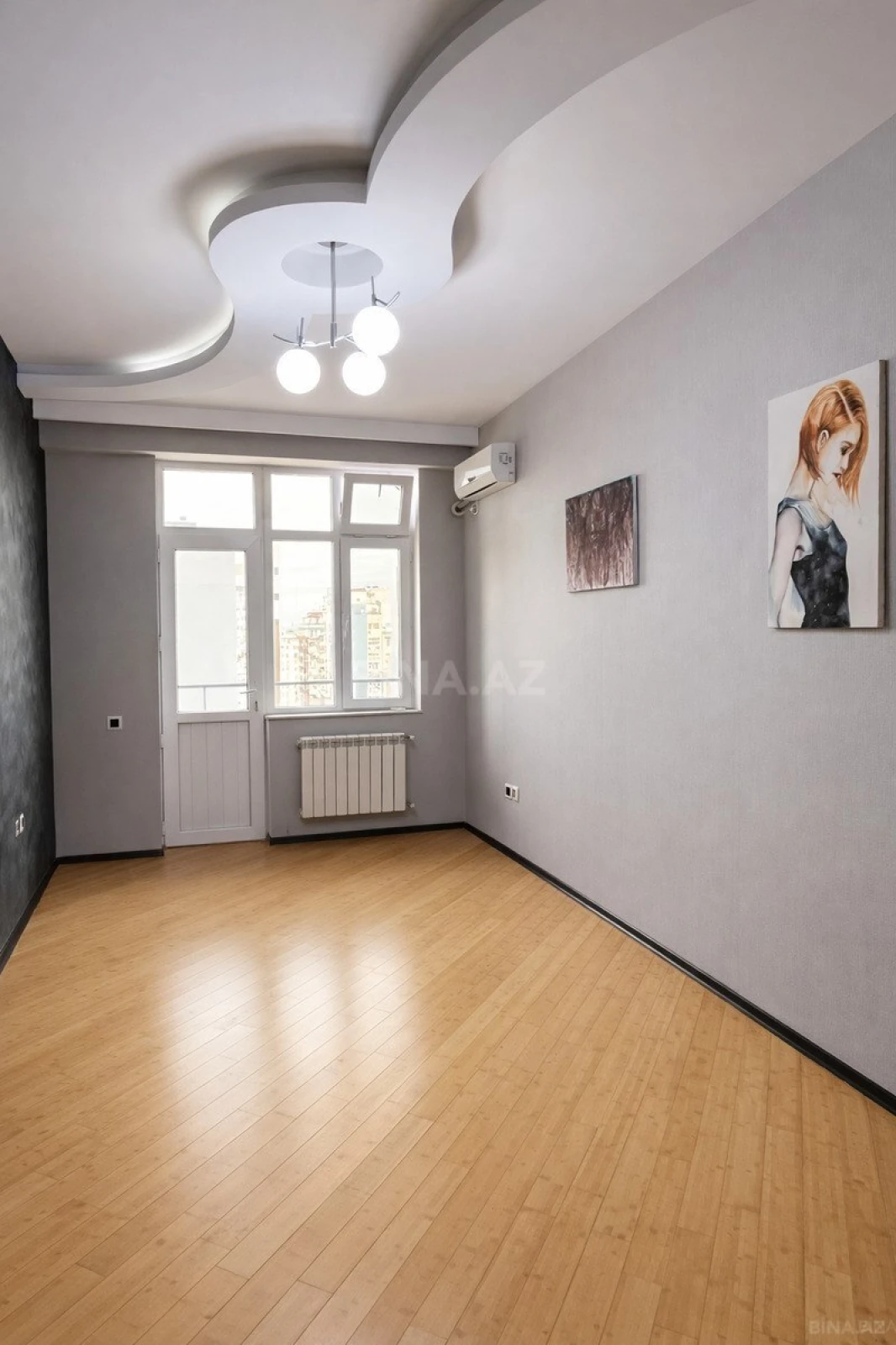Satılır 3 otaqlı mənzil 94 m²