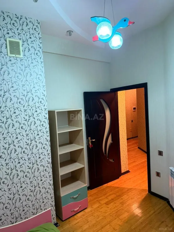 Satılır 3 otaqlı mənzil 75 m²