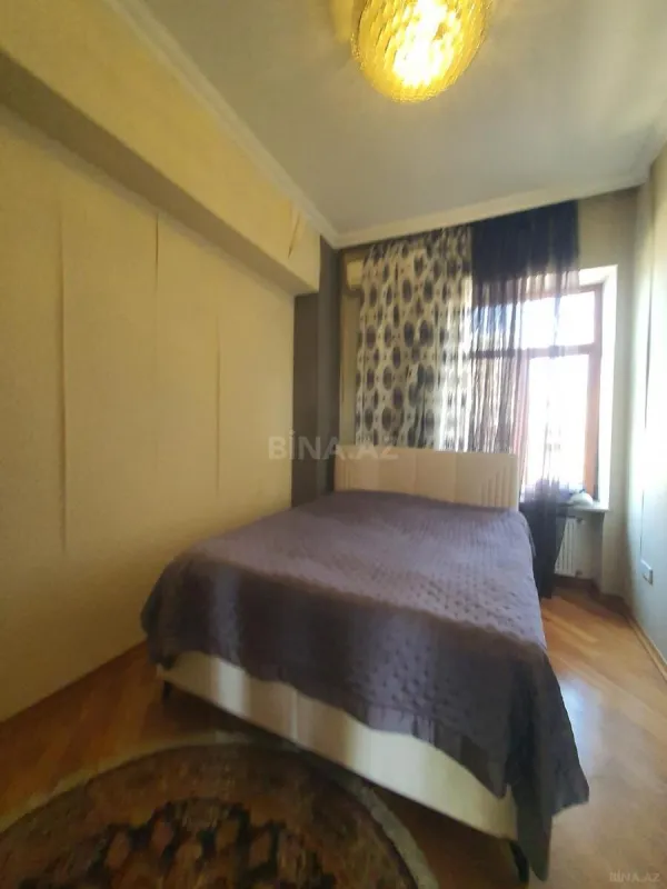 Kirayə verilir 3 otaqlı mənzil 110 m²