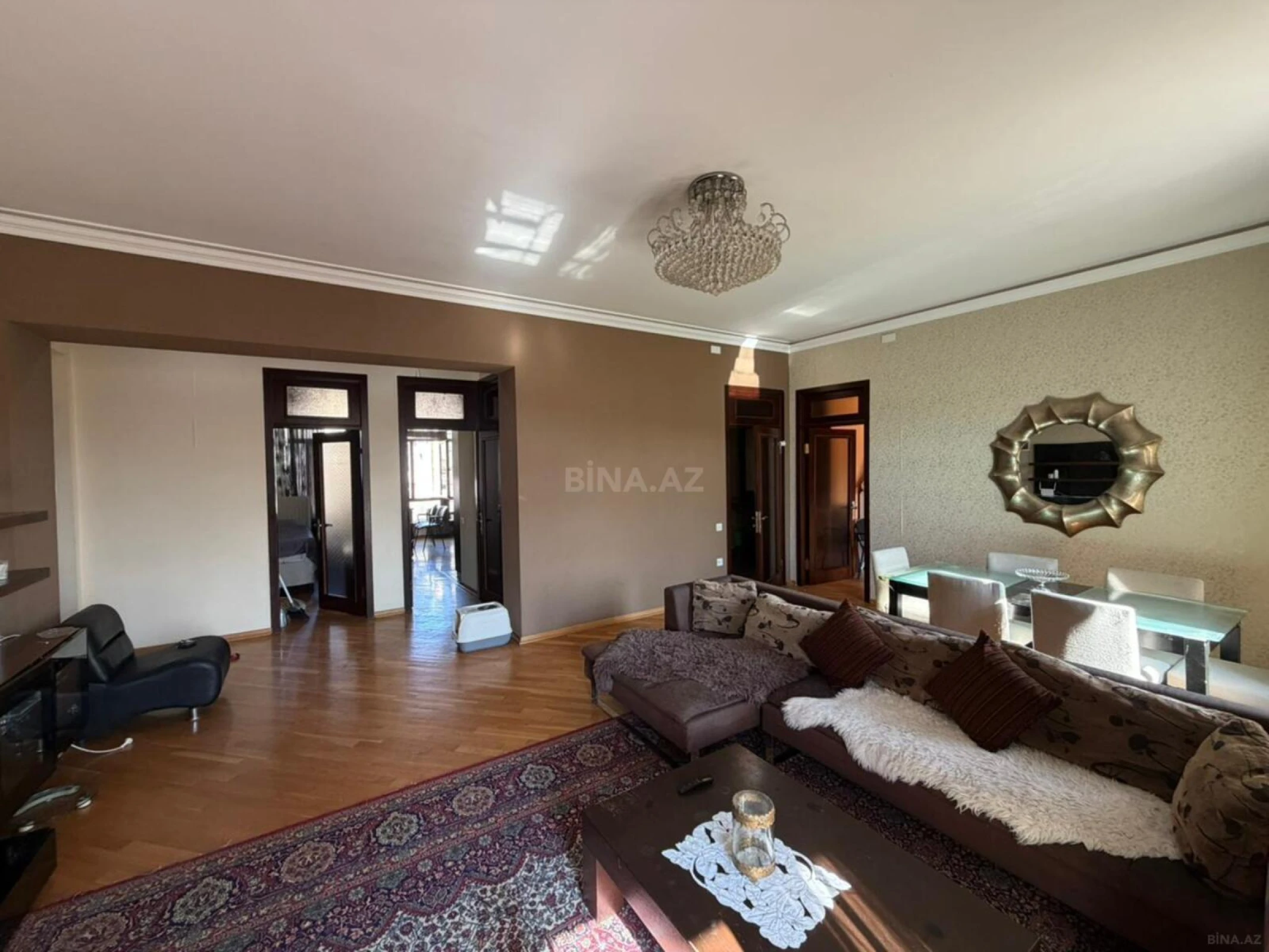 Kirayə verilir 3 otaqlı mənzil 110 m²