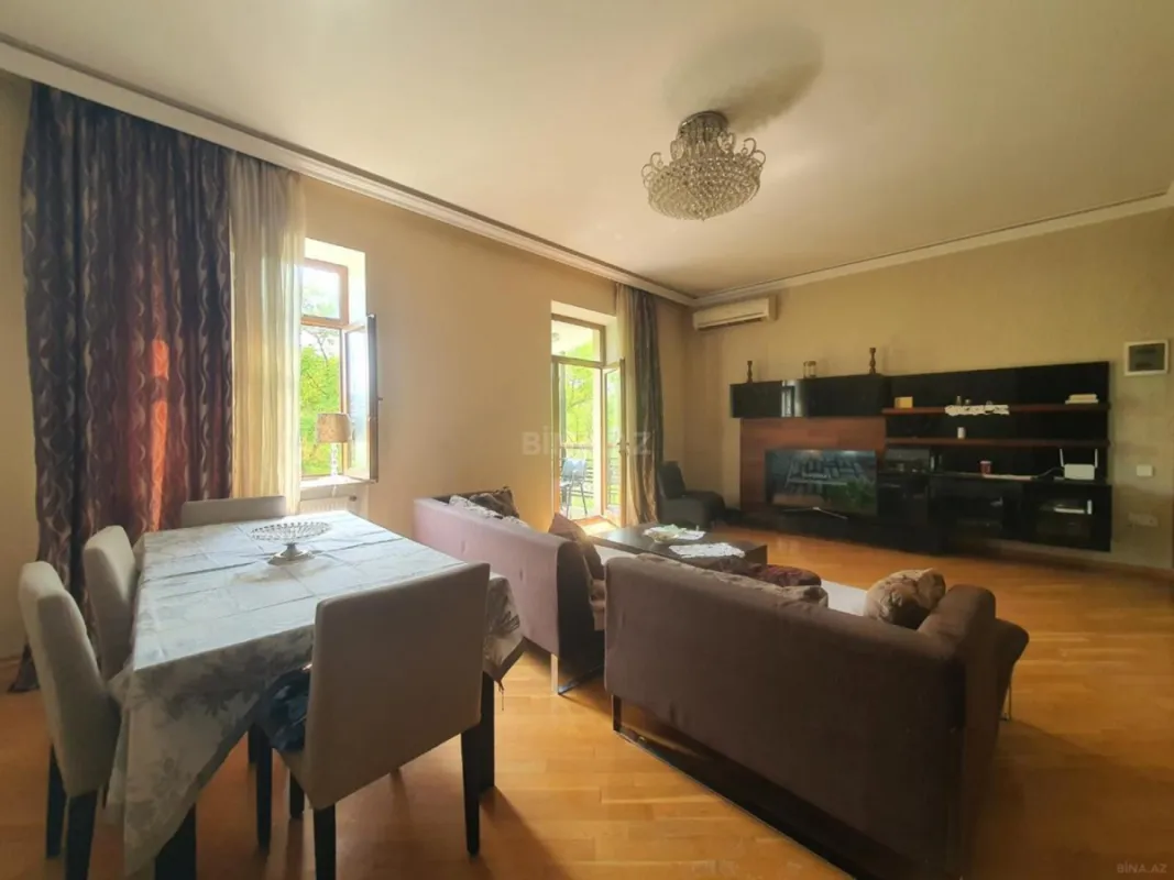 Kirayə verilir 3 otaqlı mənzil 110 m²