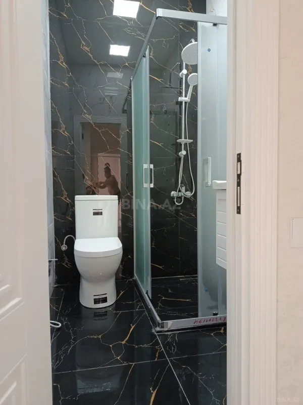 Satılır 2 otaqlı mənzil 56 m²