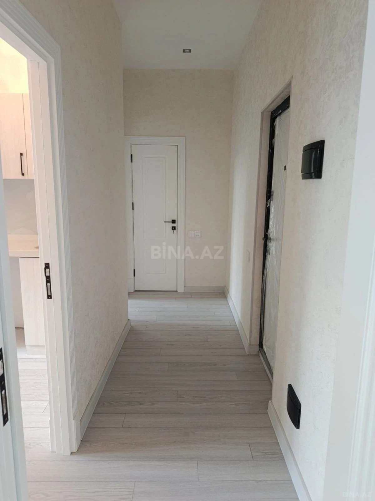 Satılır 2 otaqlı mənzil 56 m²