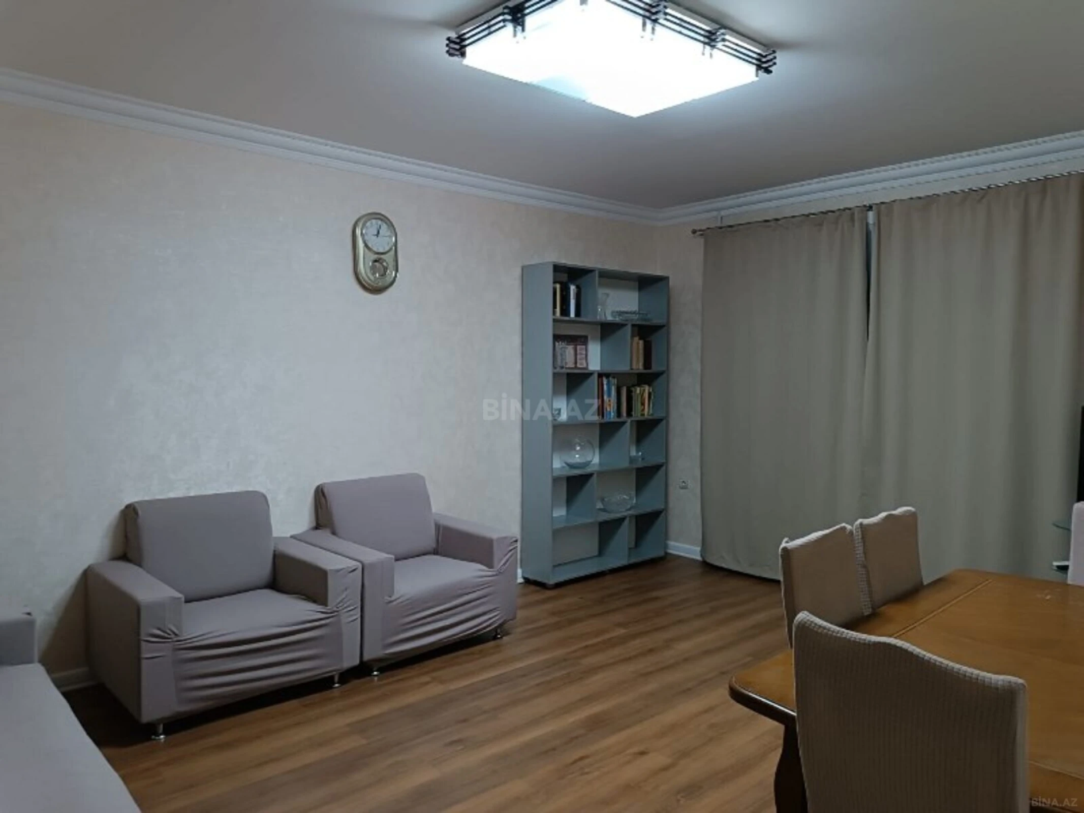 Kirayə verilir 2 otaqlı mənzil 55 m²