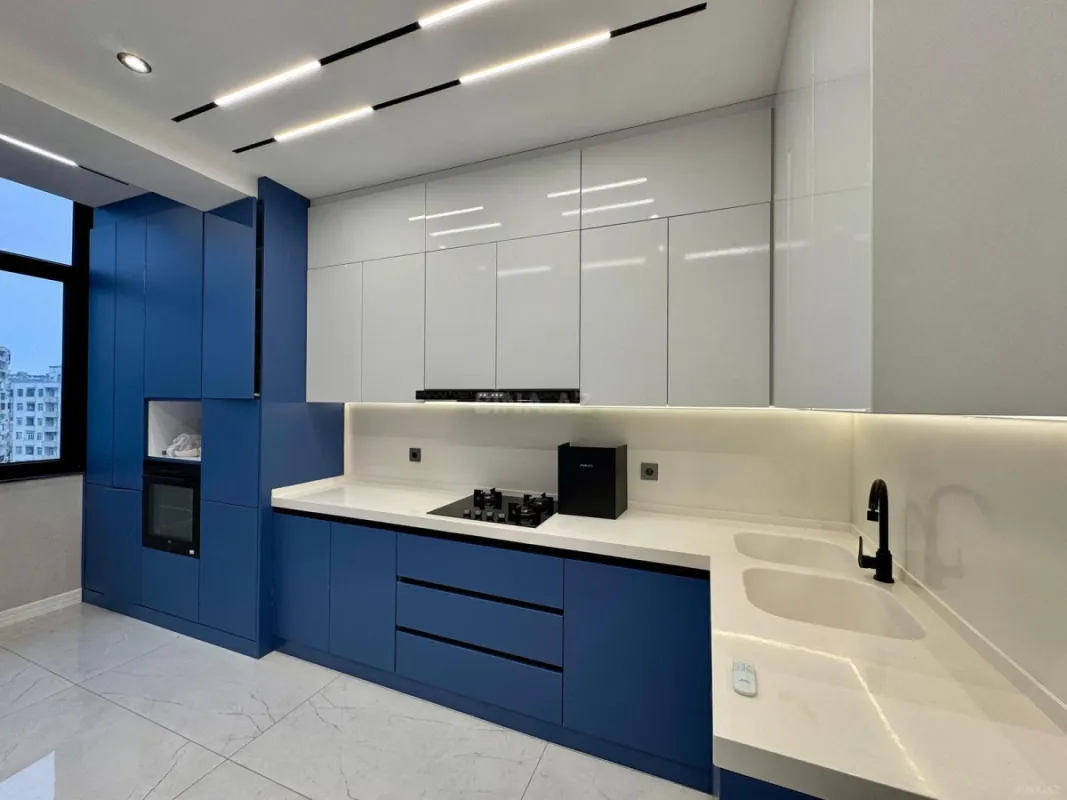 Satılır 3 otaqlı mənzil 100 m²