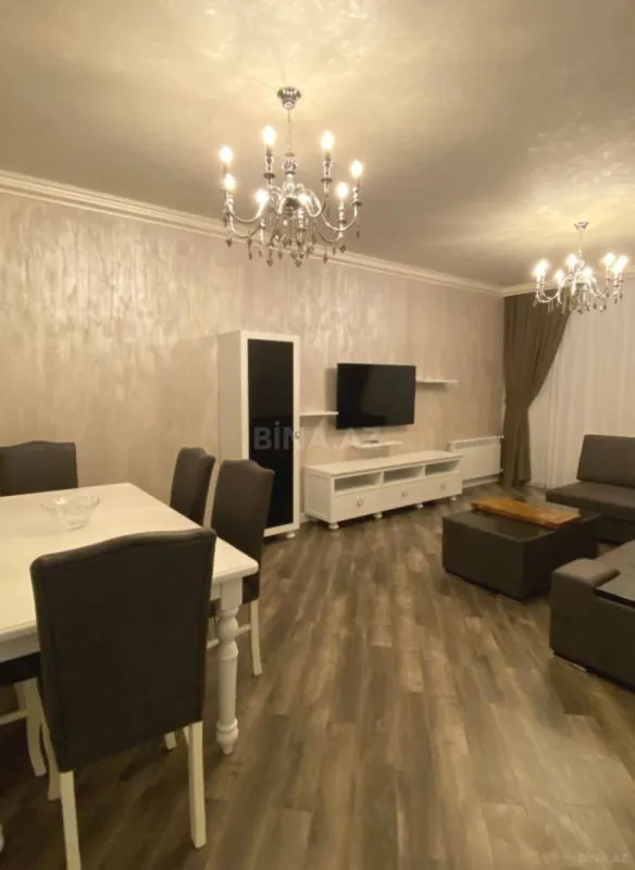 Satılır 2 otaqlı mənzil 100 m²