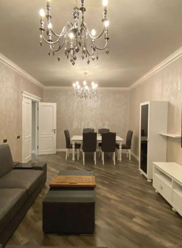 Satılır 2 otaqlı mənzil 100 m²
