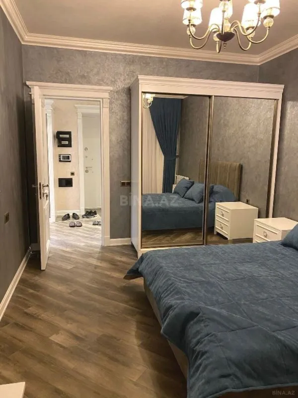Satılır 2 otaqlı mənzil 100 m²