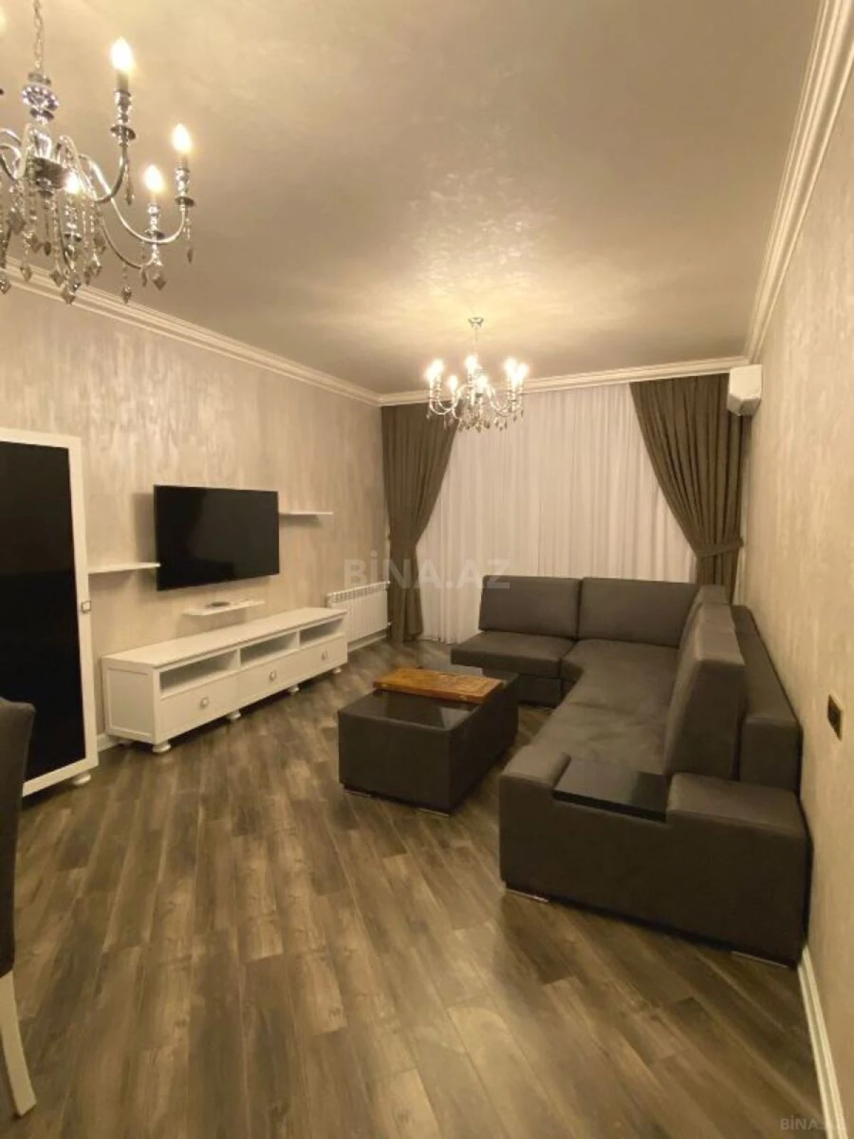 Satılır 2 otaqlı mənzil 100 m²