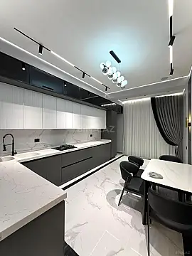 Satılır 4 otaqlı mənzil 185 m² — Bakı 4 otaq 185.00 m²