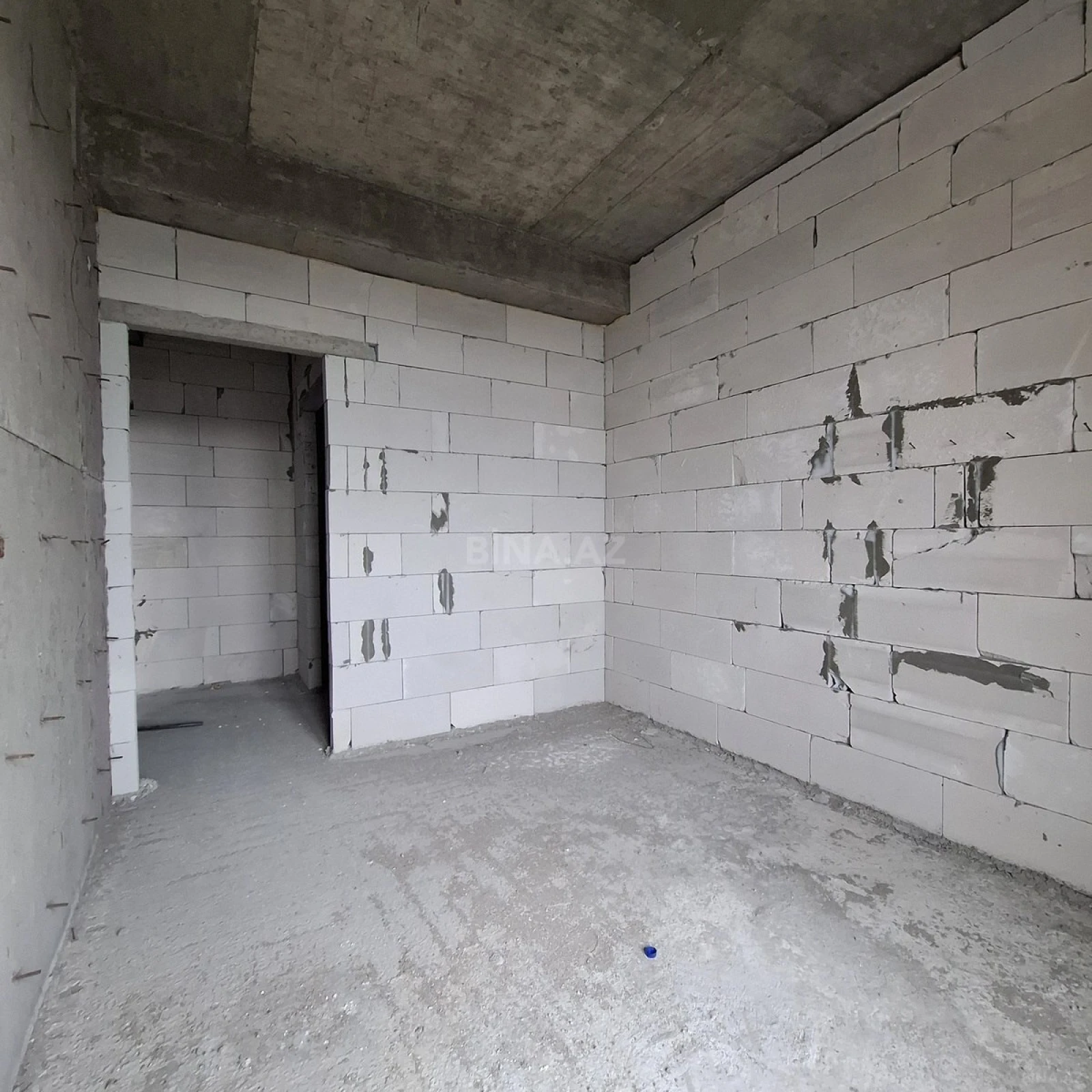 Satılır 2 otaqlı mənzil 49 m²