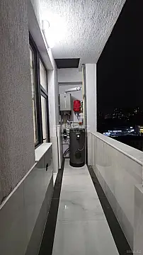 Satılır 4 otaqlı mənzil 190 m²