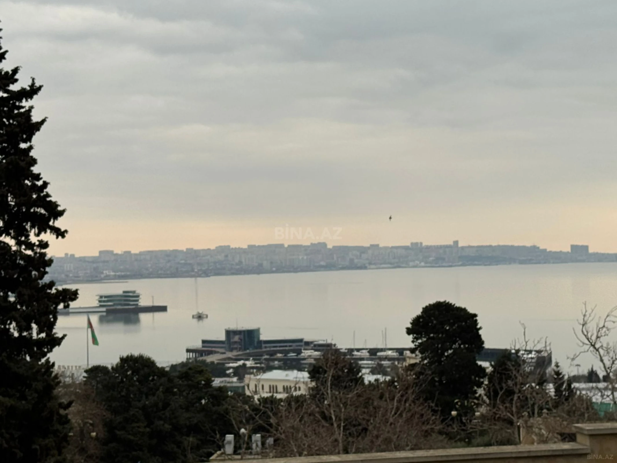 Kirayə verilir 1 otaqlı mənzil 40 m²