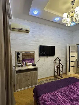 Kirayə verilir 2 otaqlı mənzil 70 m²