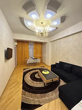 Kirayə verilir 2 otaqlı mənzil 70 m² — Bakı, 7-ci mikrorayon 2 otaq 70.00 m²