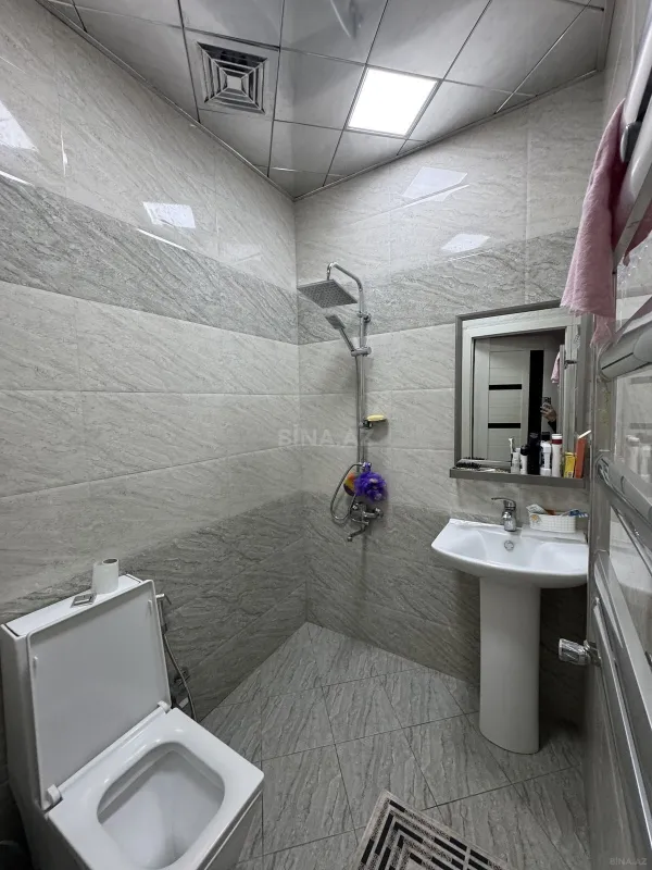 Kirayə verilir 2 otaqlı mənzil 70 m²