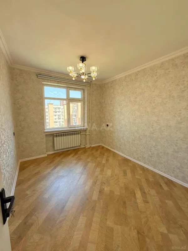 Satılır 2 otaqlı mənzil 65 m²
