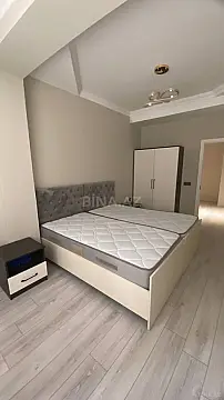 Kirayə verilir 3 otaqlı mənzil 130 m²