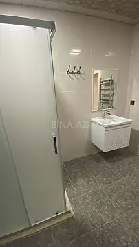 Kirayə verilir 3 otaqlı mənzil 130 m²