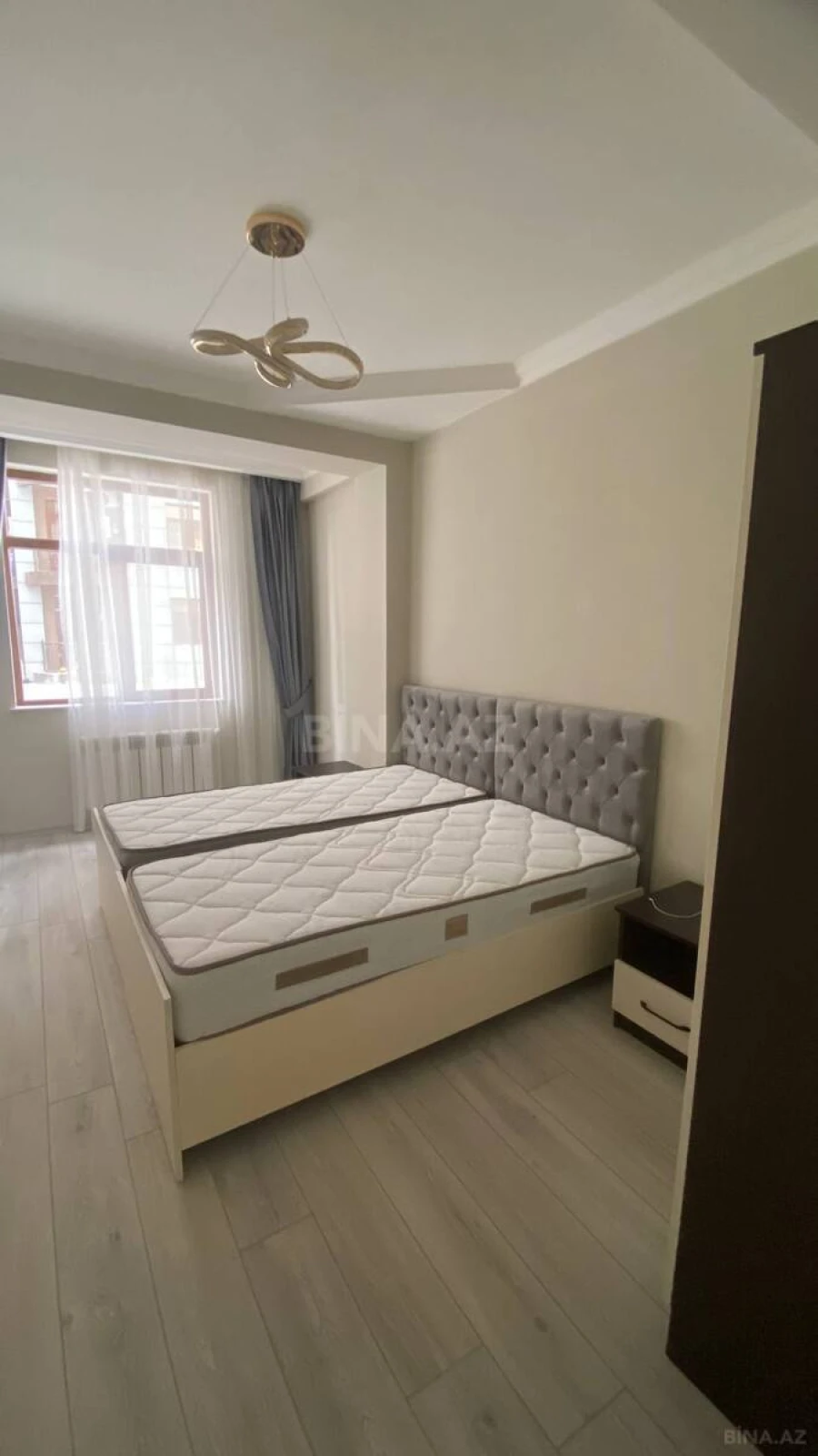 Kirayə verilir 3 otaqlı mənzil 130 m²