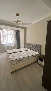 Kirayə verilir 3 otaqlı mənzil 130 m²