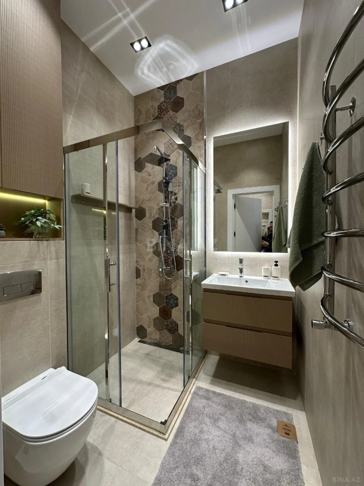 Satılır 3 otaqlı mənzil 110 m²