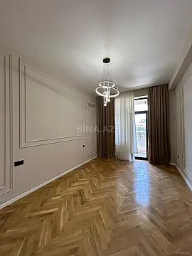 Satılır 3 otaqlı mənzil 110 m²