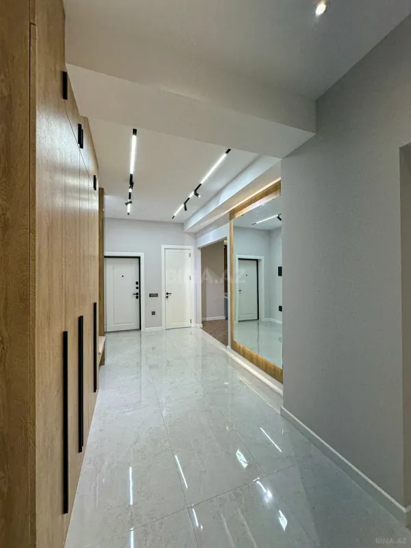 Satılır 3 otaqlı mənzil 120 m²