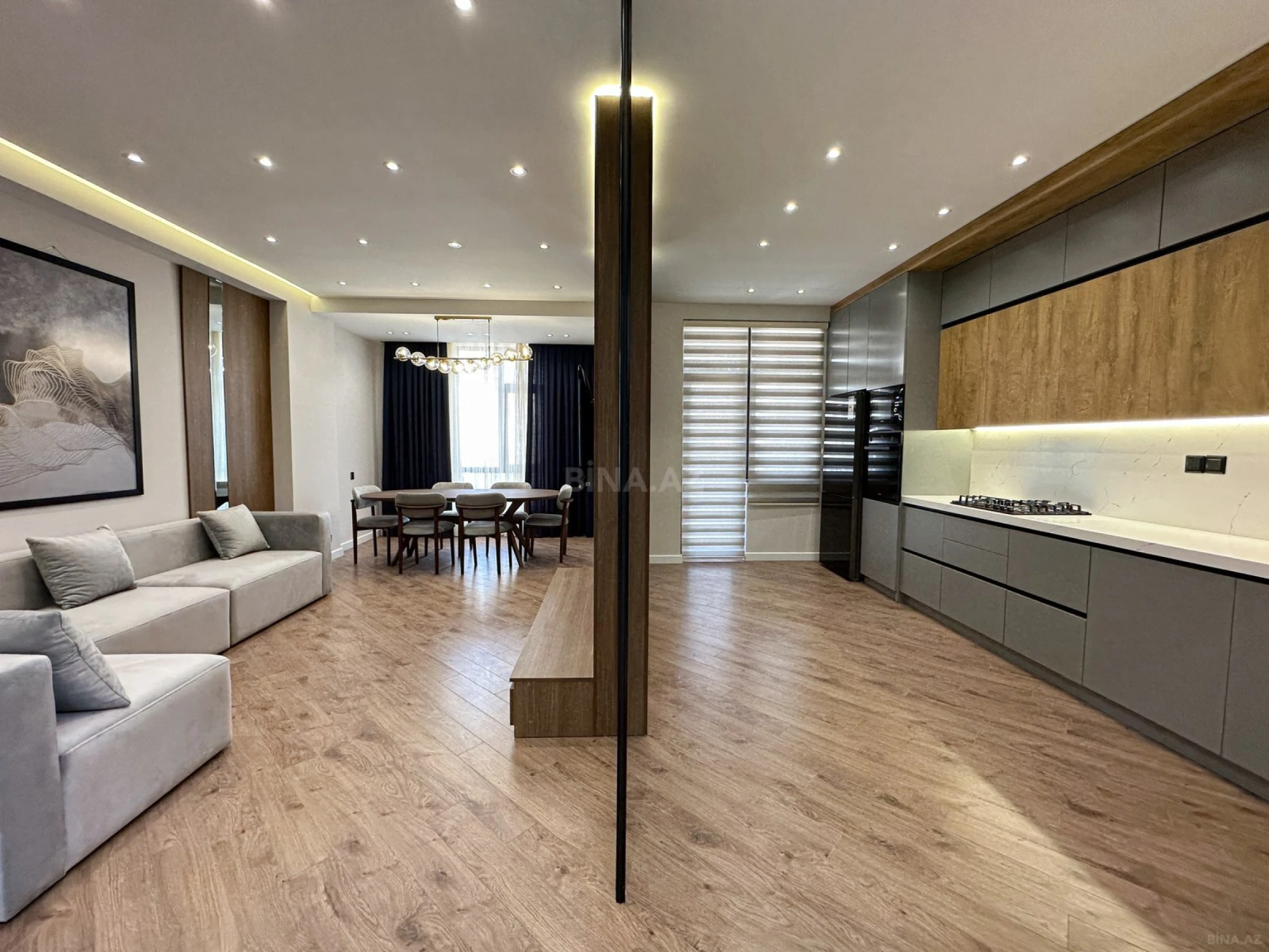 Satılır 3 otaqlı mənzil 120 m²