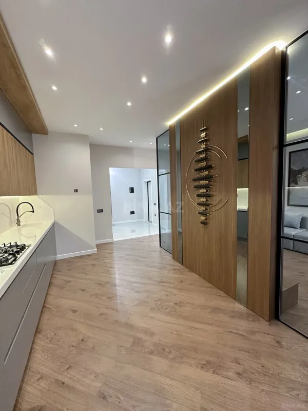 Satılır 3 otaqlı mənzil 120 m²