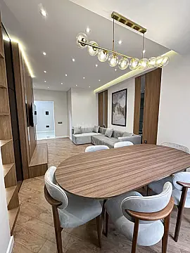 Satılır 3 otaqlı mənzil 120 m²