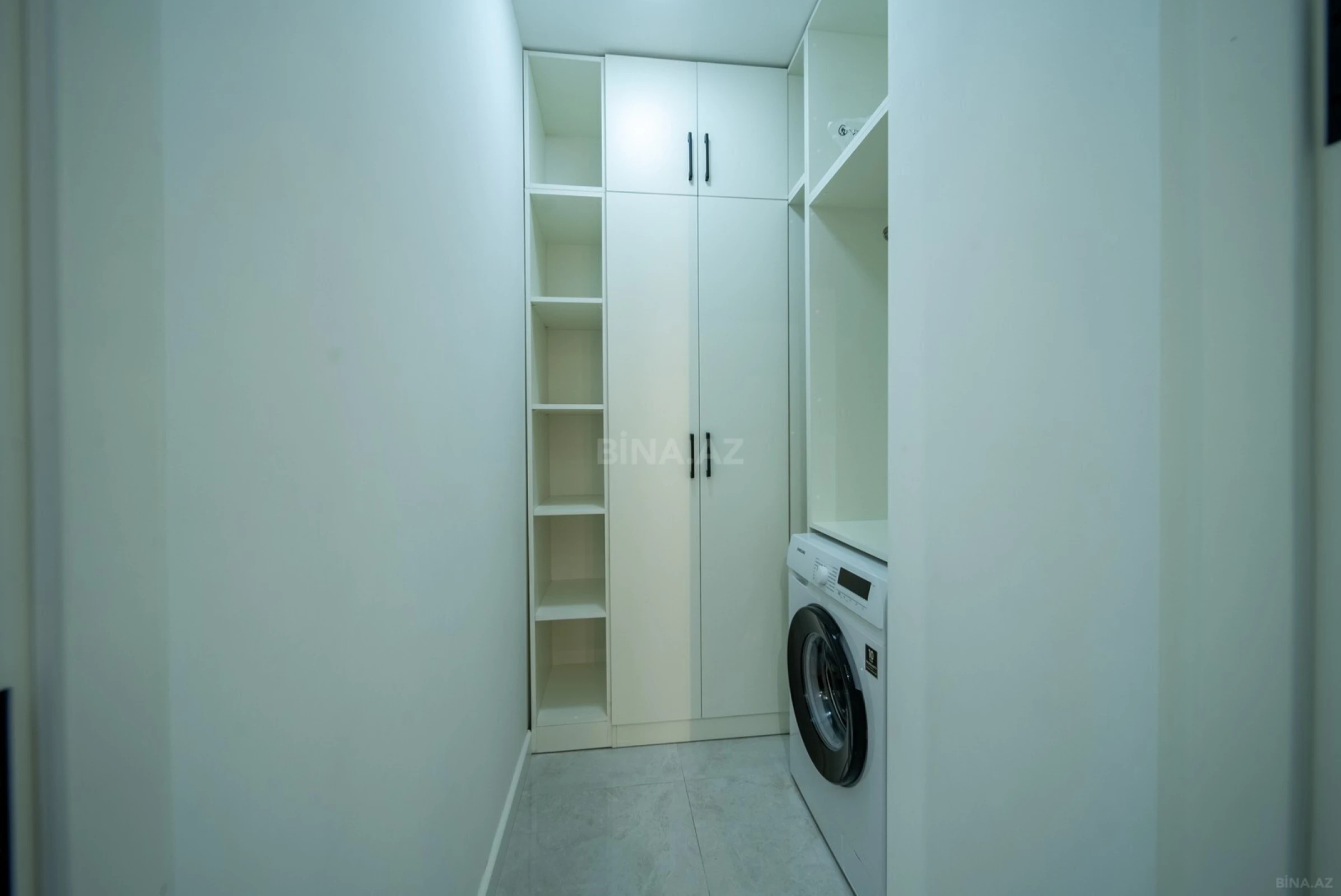 Satılır 3 otaqlı mənzil 120 m²