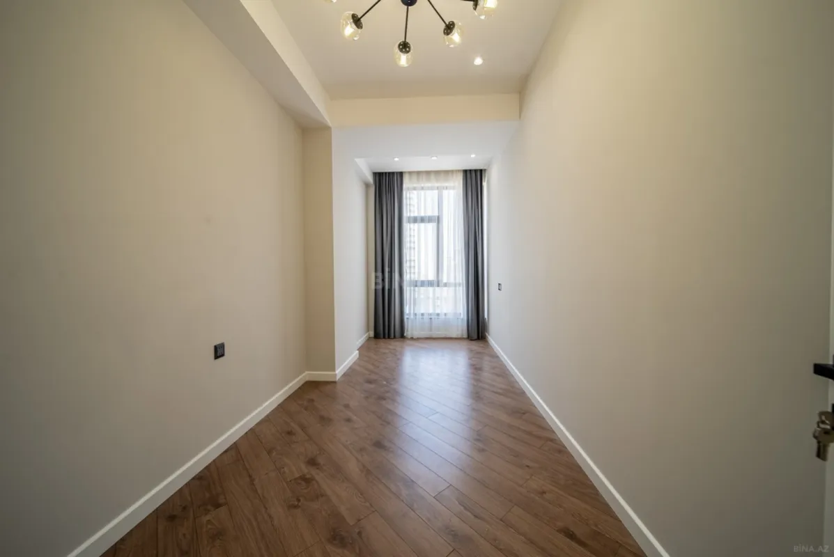 Satılır 3 otaqlı mənzil 120 m²