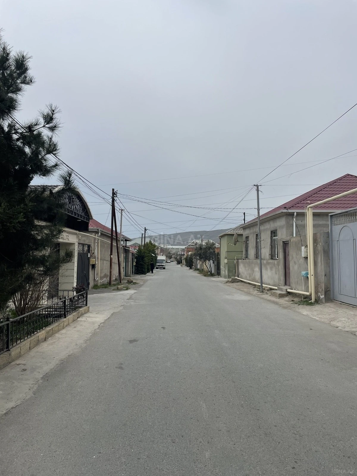 Satılır 6 otaqlı həyət evi 250 m²