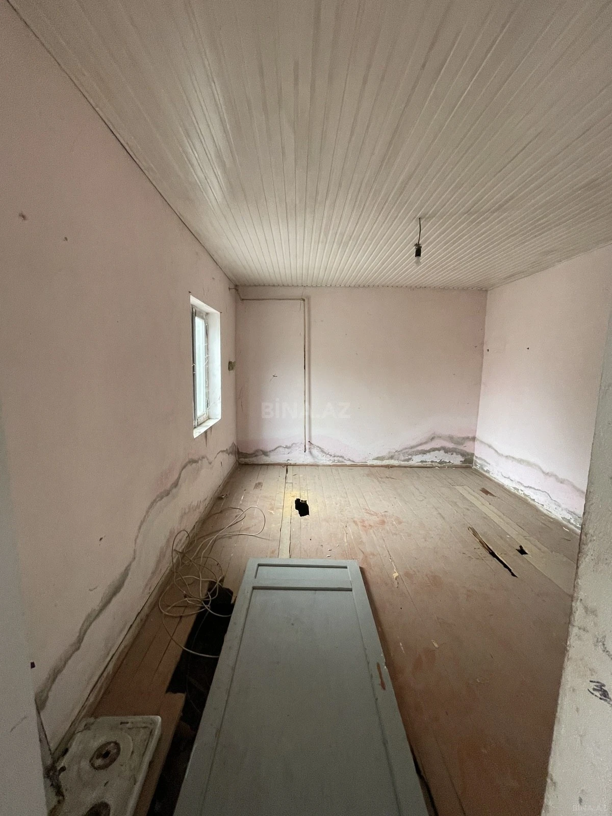 Satılır 6 otaqlı həyət evi 250 m²
