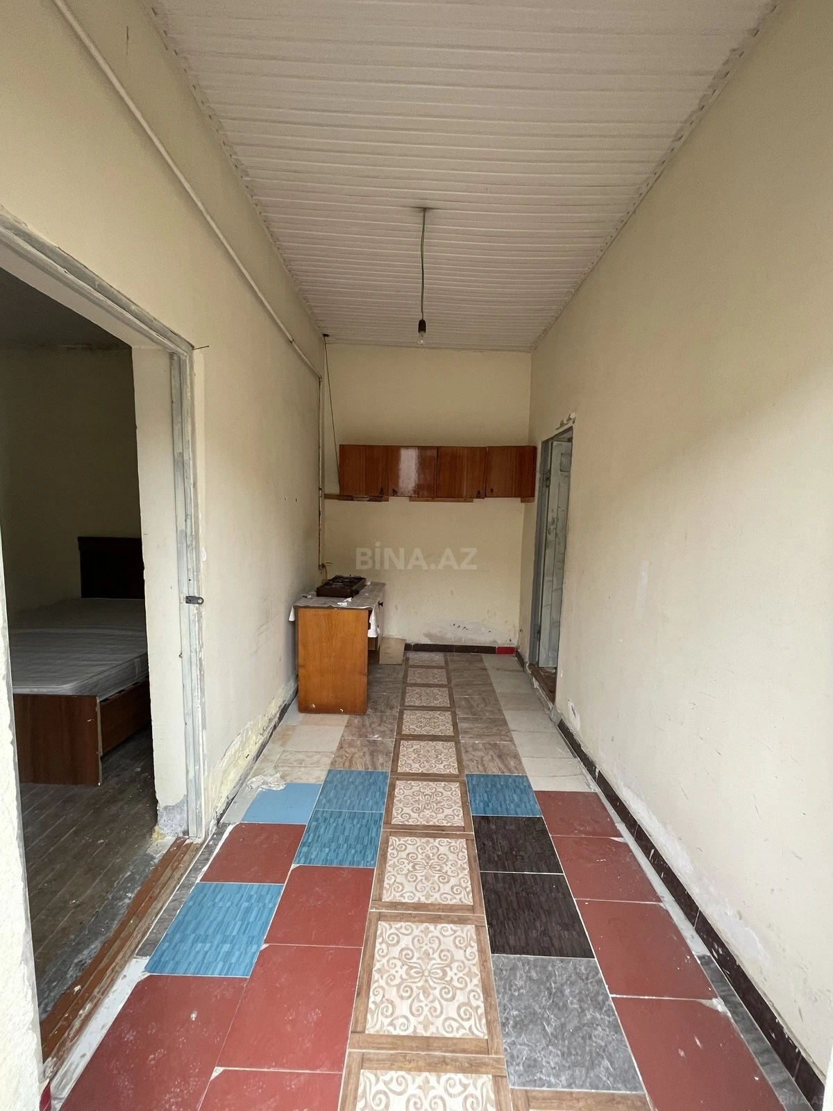 Satılır 6 otaqlı həyət evi 250 m²