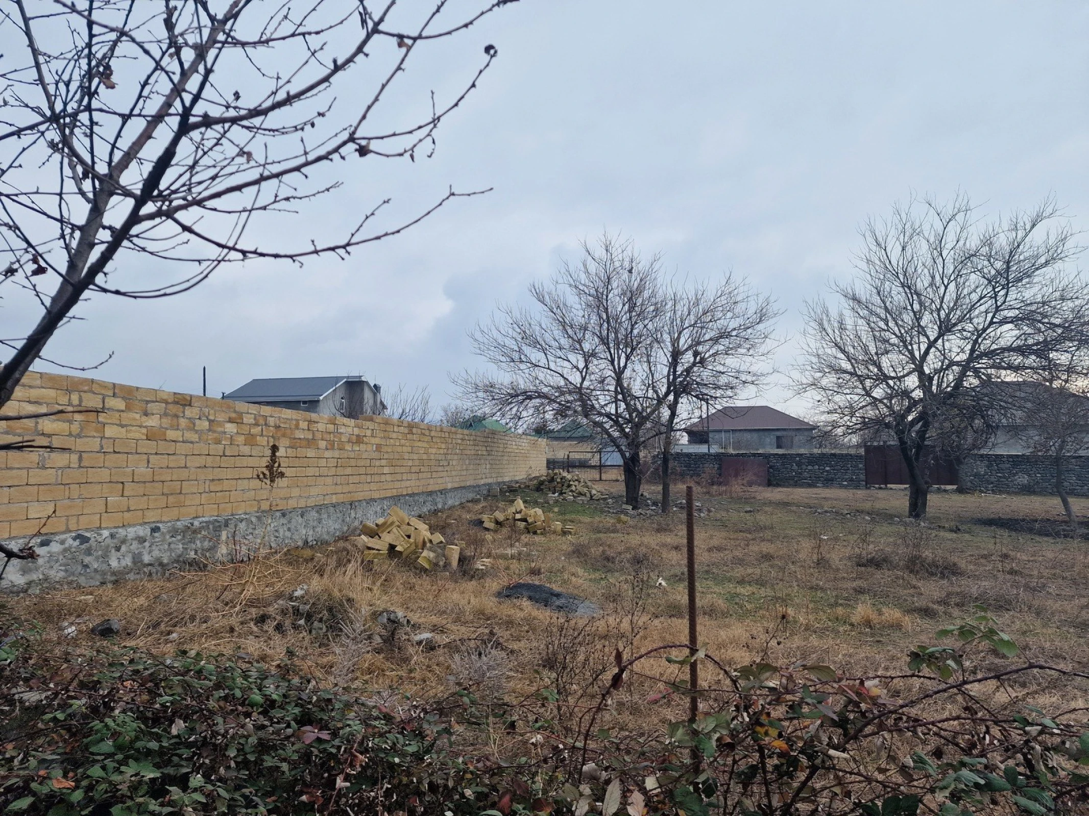 Satılır torpaq sahəsi 20 m²