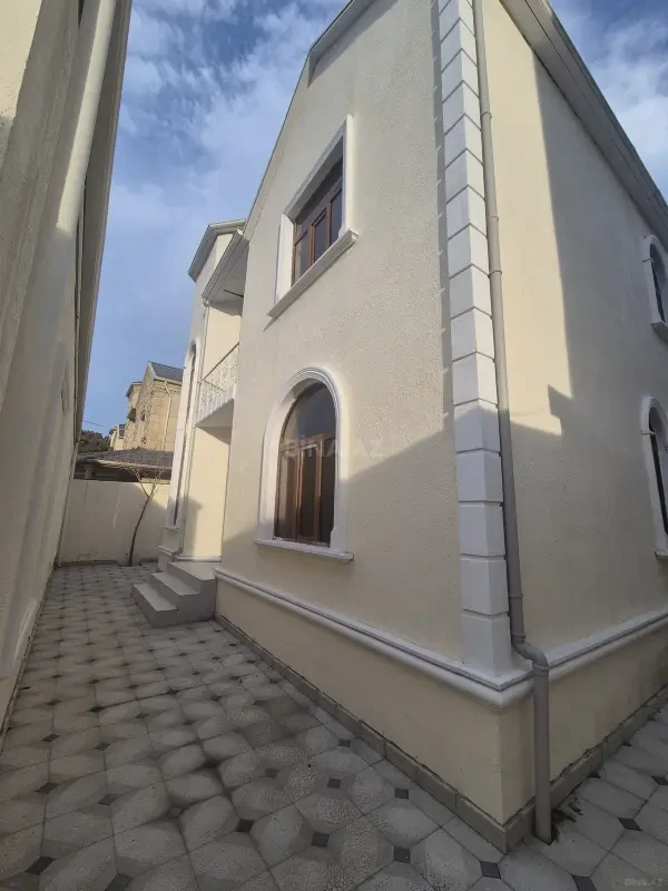 Kirayə verilir obyekt 130 m²