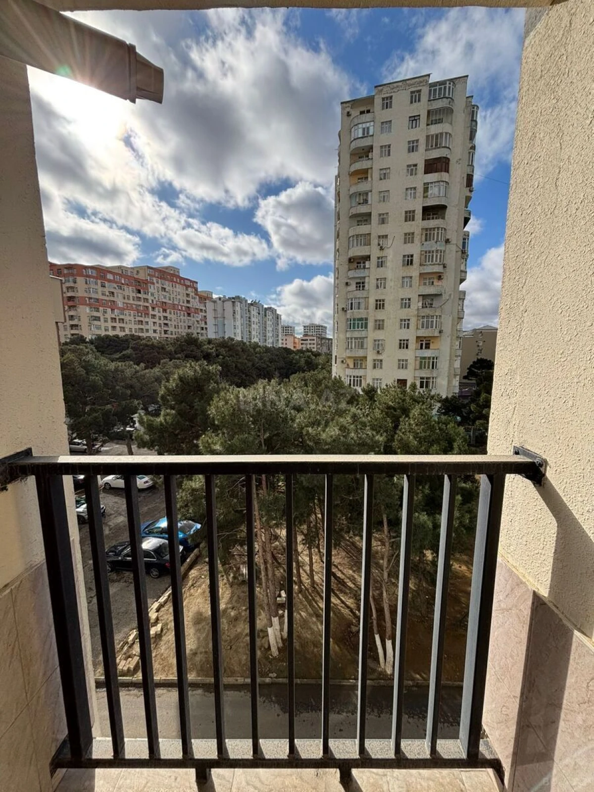 Satılır 1 otaqlı mənzil 47 m²