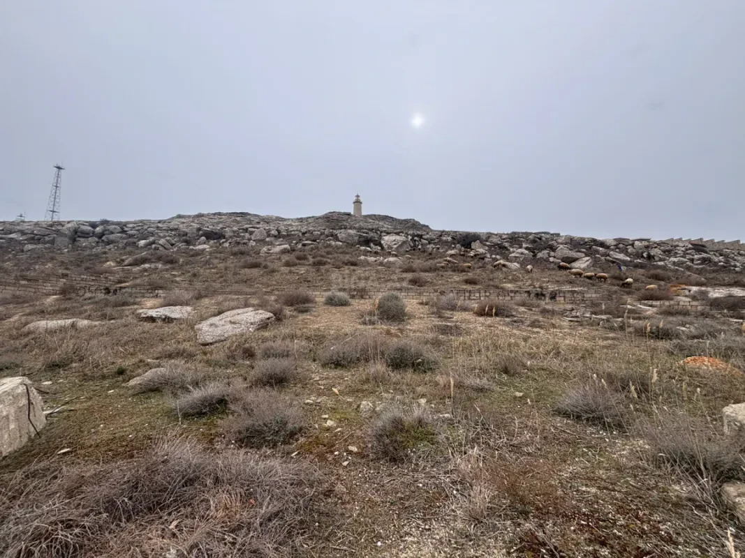 Satılır torpaq sahəsi 12 m²
