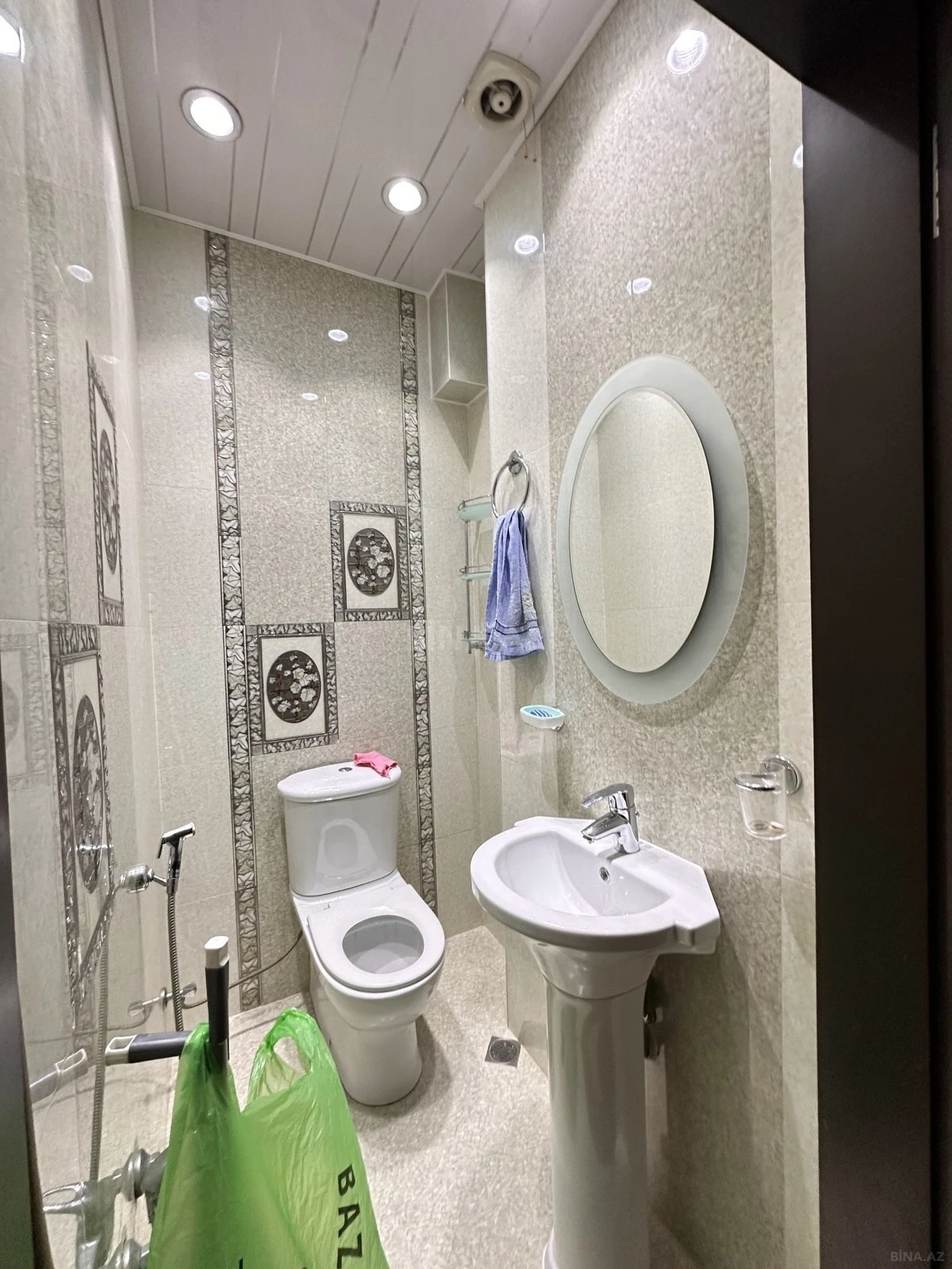 Satılır 3 otaqlı mənzil 120 m²