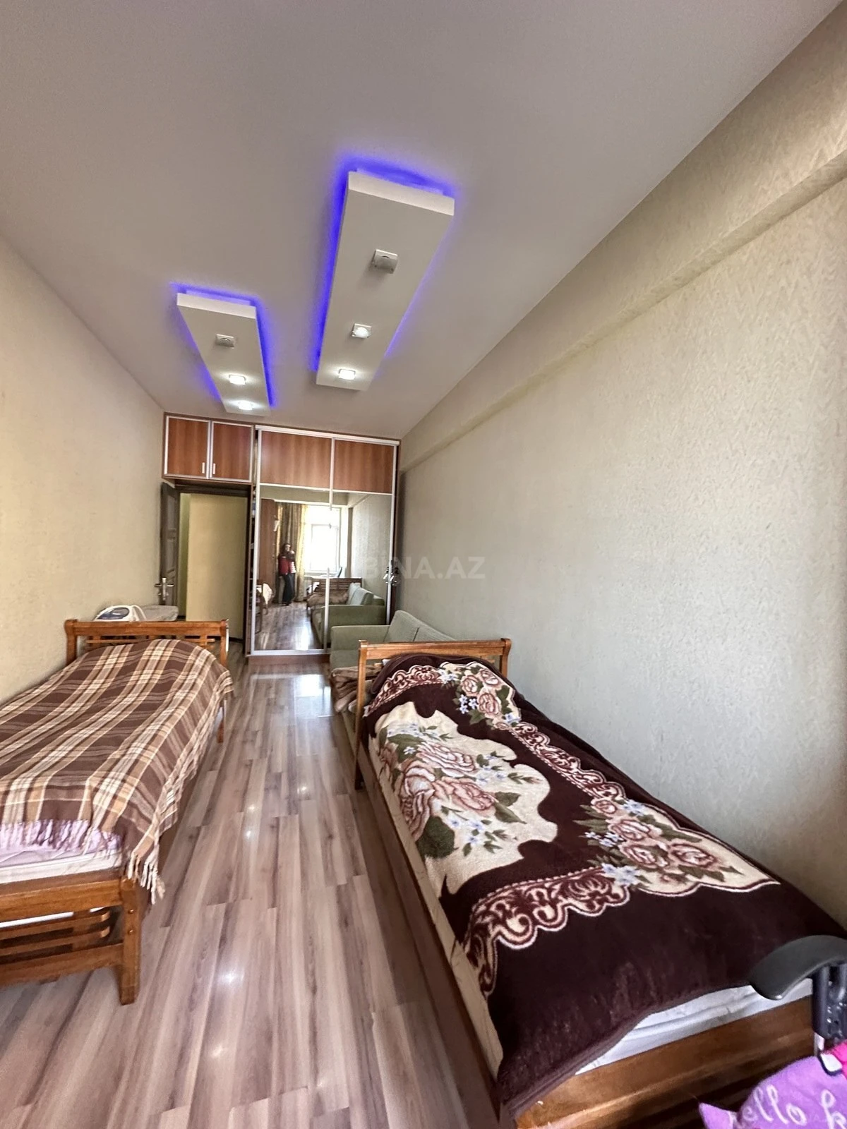 Satılır 3 otaqlı mənzil 120 m²