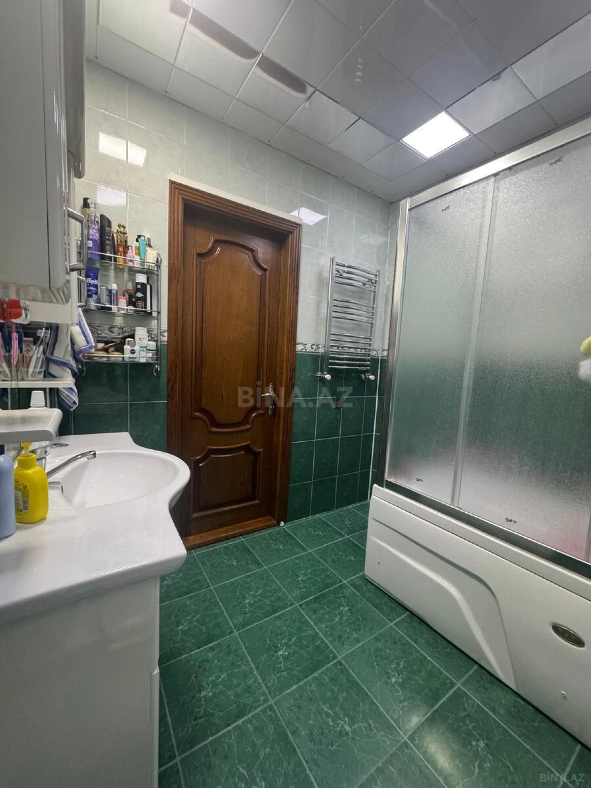 Satılır 3 otaqlı mənzil 132 m²