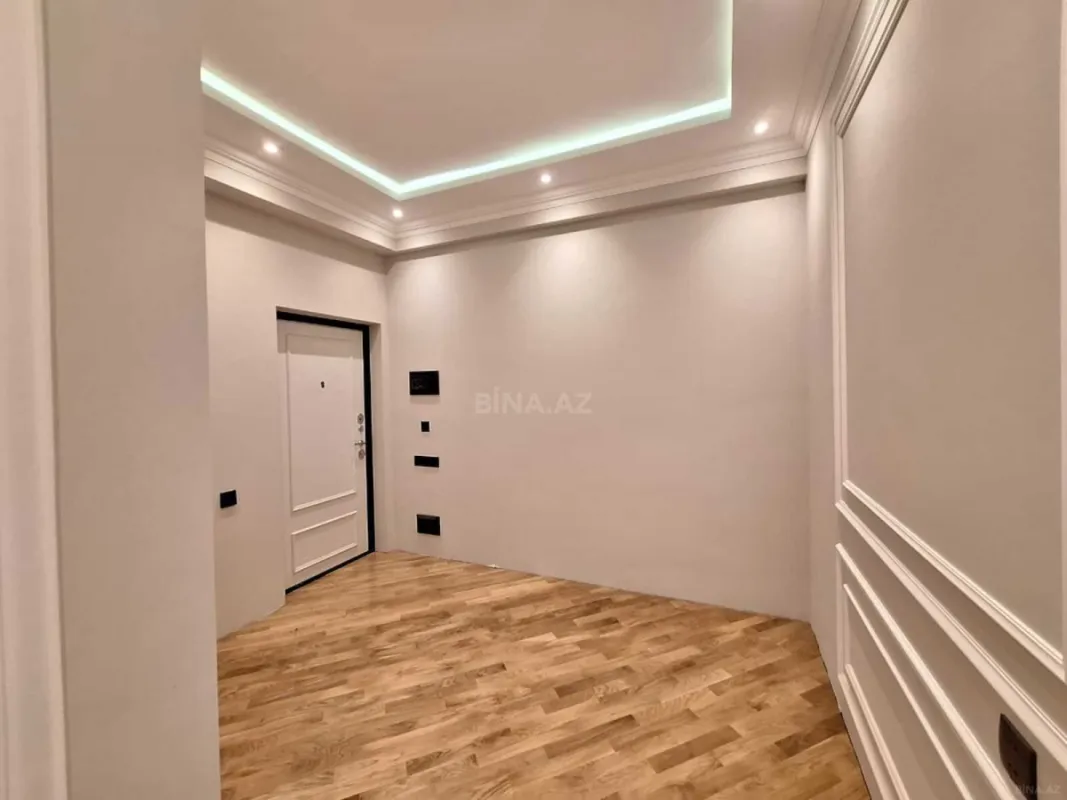 Satılır 3 otaqlı mənzil 110 m²