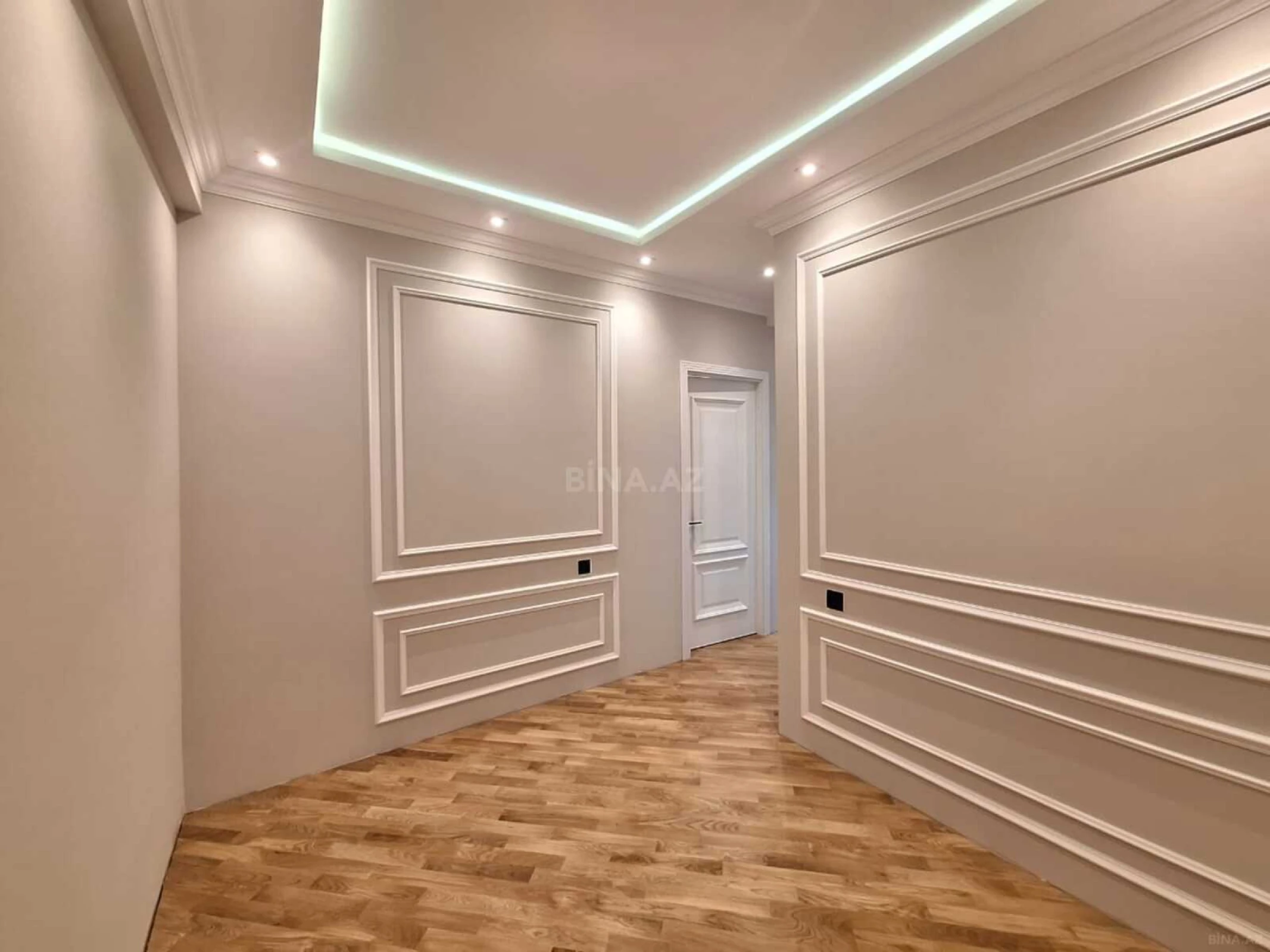Satılır 3 otaqlı mənzil 110 m²