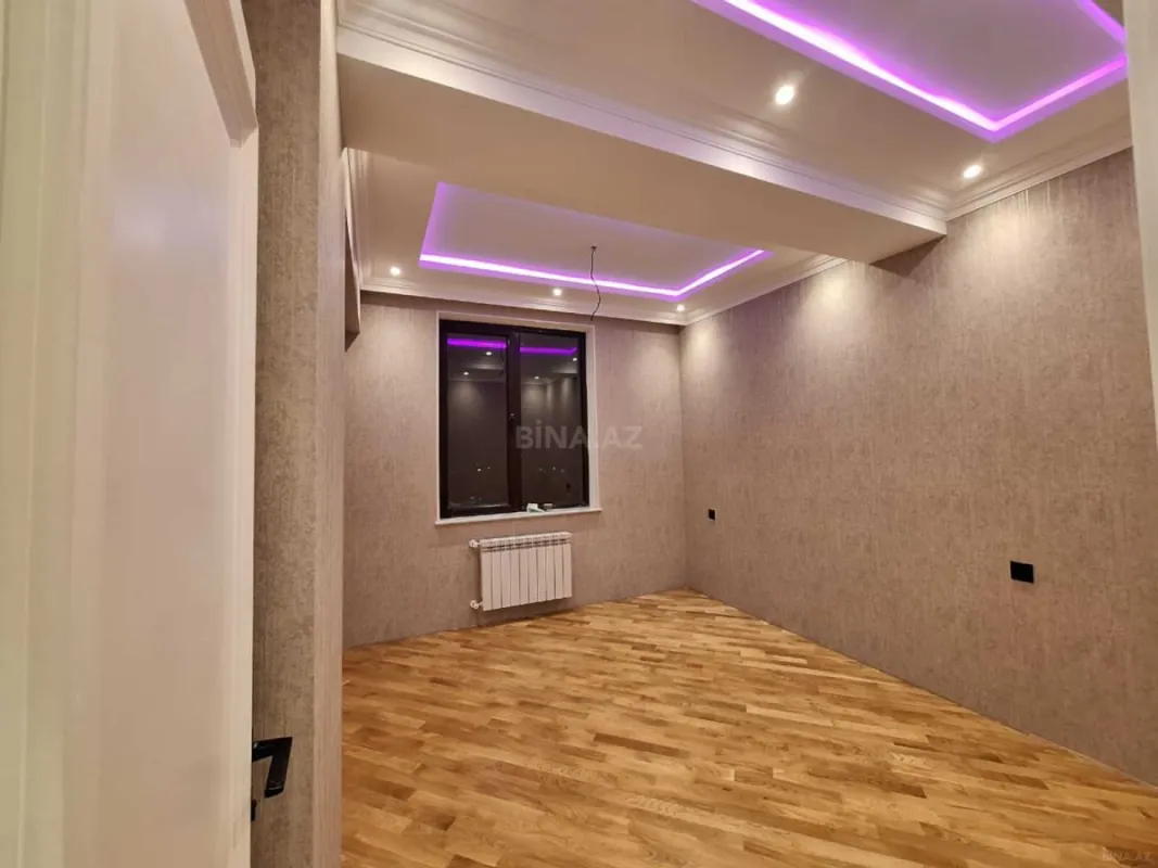 Satılır 3 otaqlı mənzil 110 m²